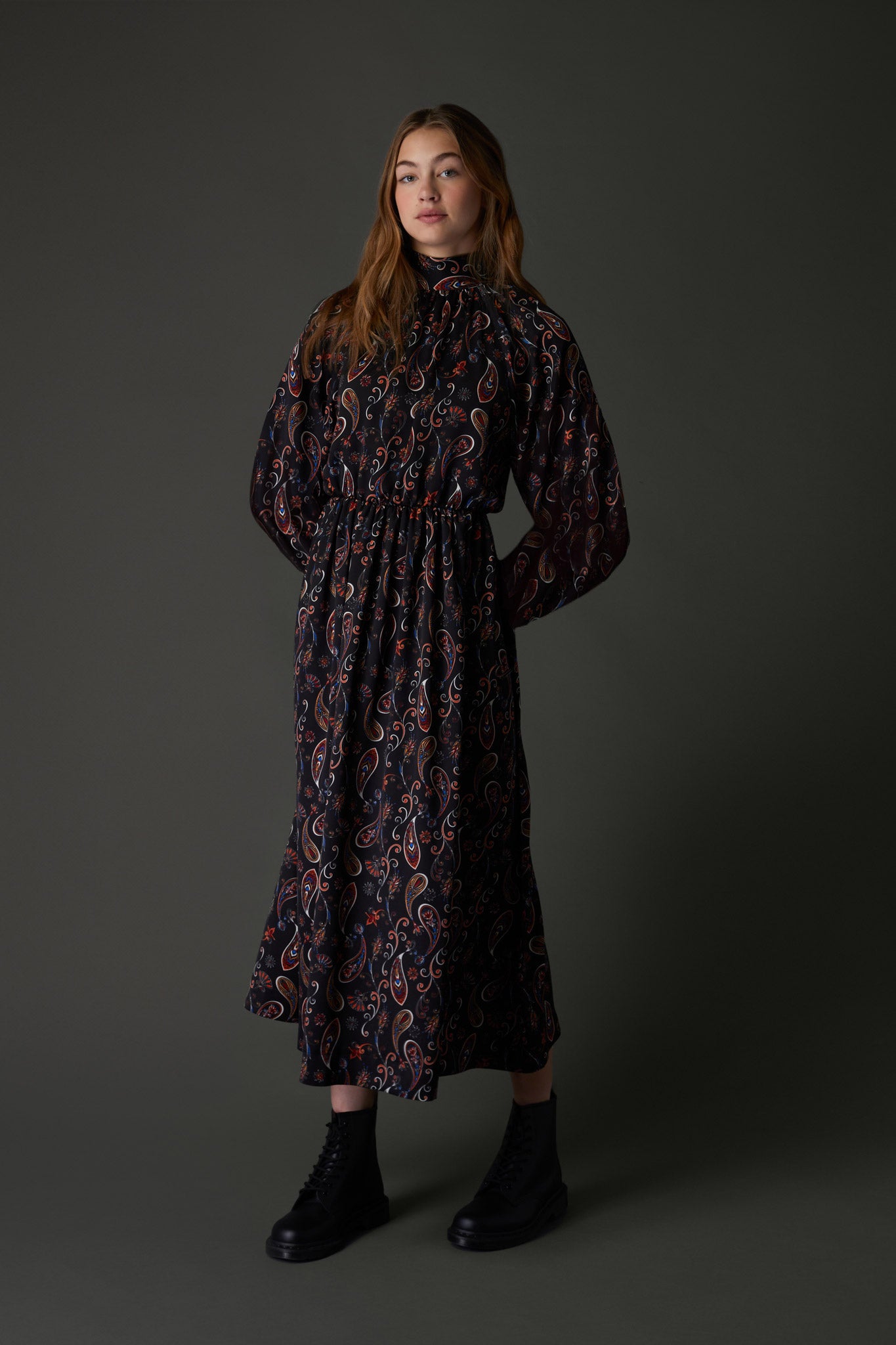 Michelle Dress in Paisley Print #8408RRB FINAL SALE – Zaikamoya