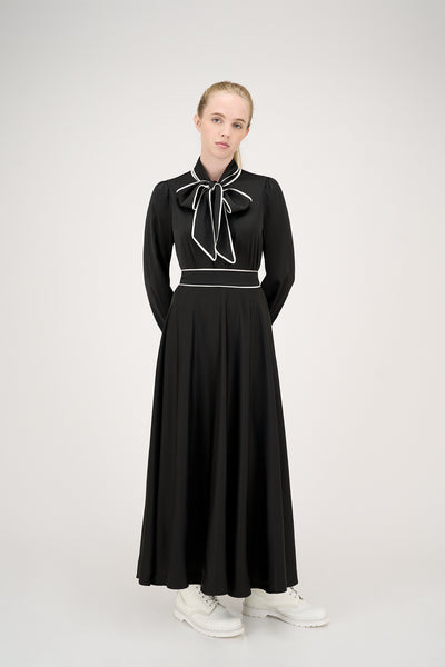 Jennifer Blouse Black with White Piping #8602BW