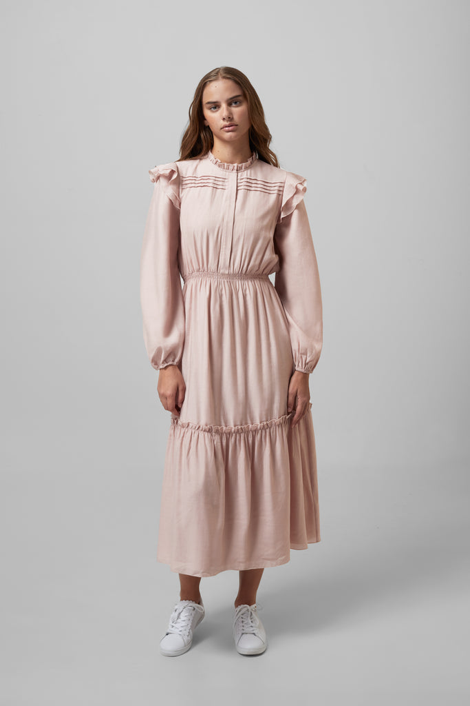 piper pink dress Piper Pink Dress Retro-Inspired Fitted Silhouette with Long Sleeves ellarose-london.com